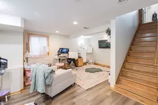 2607 W Westwood Ct, Carpentersville, IL 60110 - Photo 20