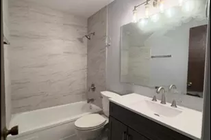 133 E Winchester Rd, Libertyville, IL 60048 - Photo 6
