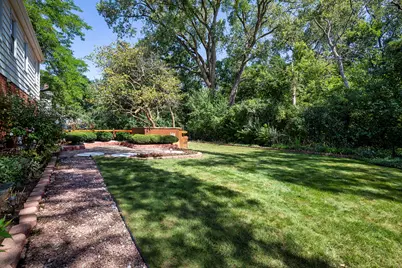 1515 Sequoia Trail, Glenview, IL 60025 - Photo 18