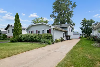1011 Florence Street, Lemont, IL 60439 - Photo 1