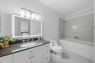 512 N McClurg Ct, Chicago, IL 60611 - Photo 10