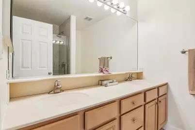 [Address not provided], Evanston, IL 60203 - Photo 18