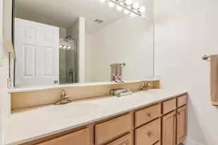 [Address not provided], Evanston, IL 60203 - Photo 18
