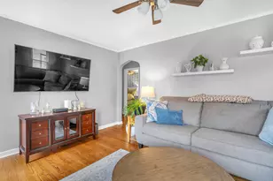 10344 S Sawyer Ave, Chicago, IL 60655 - Photo 6