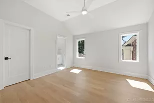 664 N Webster St, Naperville, IL 60563 - Photo 22