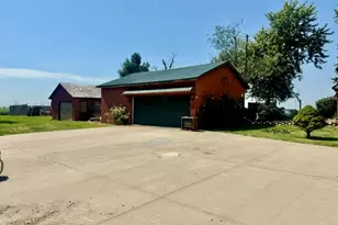 1170 N 1st Rd, Dana, IL 61321 - Photo 14