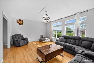 646 Pearces Ford Rd, Oswego, IL 60543 - Photo 6
