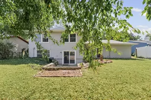 2108 Blackthorn Dr, Champaign, IL 61821 - Photo 40