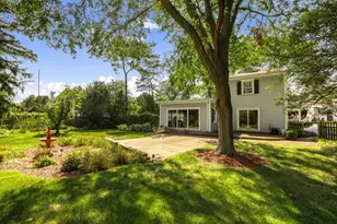 839 Huber Ln, Glenview, IL 60025 - Photo 4