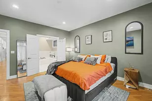[Address not provided], Chicago, IL 60637 - Photo 12