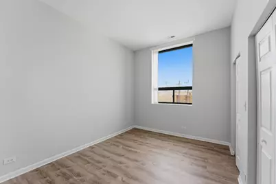 2451 W Howard Street #512, Chicago, IL 60645 - Photo 8