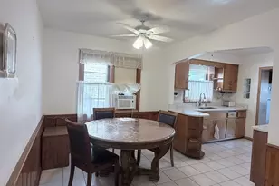 3916 W 59th Pl, Chicago, IL 60629 - Photo 10