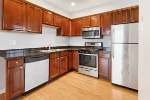 2451 W Howard St, Chicago, IL 60645 - Photo 4