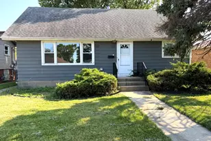 551 Marie Dr, South Holland, IL 60473 - Photo 1