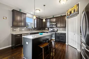 901 Hudson Dr, Joliet, IL 60431 - Photo 10
