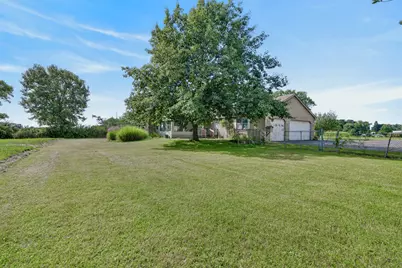 25651 W Illinois Route 60 Highway, Grayslake, IL 60030 - Photo 28