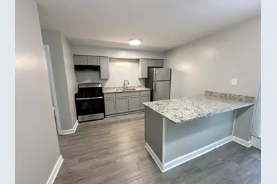 1719 E Roosevelt Road #4, Wheaton, IL 60187 - Photo 4