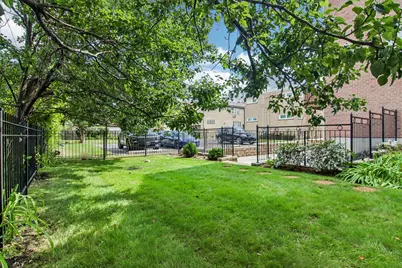 463 Summit Avenue #D, Park Ridge, IL 60068 - Photo 38