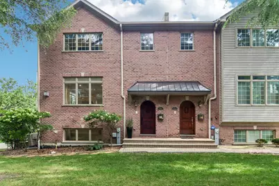 463 Summit Avenue #D, Park Ridge, IL 60068 - Photo 1