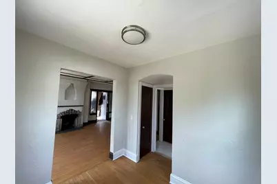 1155 Saint Johns Avenue #D, Highland Park, IL 60035 - Photo 4