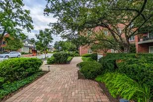 515 N Main St, Glen Ellyn, IL 60137 - Photo 2