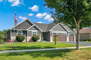 1482 Cornerstone Dr, Yorkville, IL 60560 - Photo 2