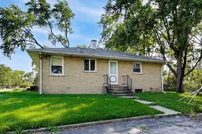 19112 S Champlain Avenue, Glenwood, IL 60425 - Photo 12
