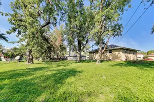 19112 S Champlain Ave, Glenwood, IL 60425 - Photo 8