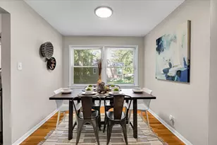 659 W 129th Pl, Chicago, IL 60628 - Photo 8