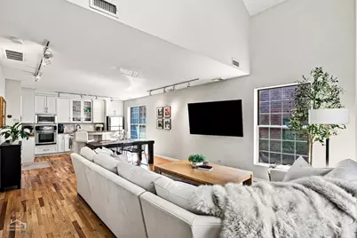 1640 W Diversey Avenue #6, Chicago, IL 60614 - Photo 2