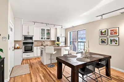 1640 W Diversey Avenue #6, Chicago, IL 60614 - Photo 8