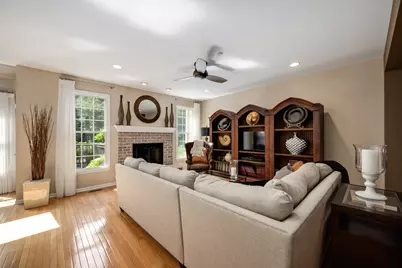 3 Winged Foot Drive, Hawthorn Woods, IL 60047 - Photo 8