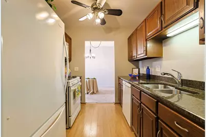 840 Wellington Avenue #501, Elk Grove Village, IL 60007 - Photo 10