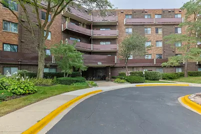 840 Wellington Avenue #501, Elk Grove Village, IL 60007 - Photo 4