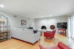 625 Mullady Pkwy, Libertyville, IL 60048 - Photo 18