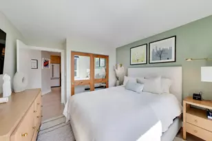 345 N La Salle Dr, Chicago, IL 60654 - Photo 8