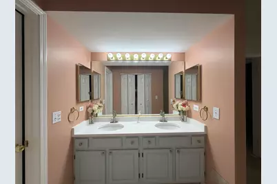 1541 Stevens Drive, Schaumburg, IL 60173 - Photo 12
