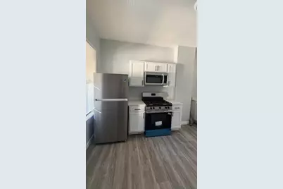 8211 S Escanaba Avenue #1, Chicago, IL 60617 - Photo 6