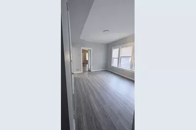 8211 S Escanaba Avenue #1, Chicago, IL 60617 - Photo 22