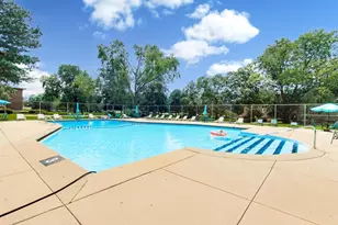 960 Beau Dr, Des Plaines, IL 60016 - Photo 20