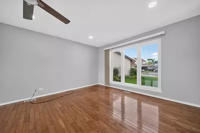 1964 Crescent Lane, Hoffman Estates, IL 60169 - Photo 6