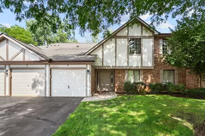 2249 N Enlund Drive #4, Palatine, IL 60074 - Photo 1