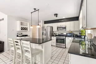 1923 Hillside Ln, Lisle, IL 60532 - Photo 12