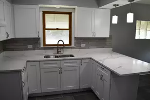 1935 W 71st St, Chicago, IL 60636 - Photo 6