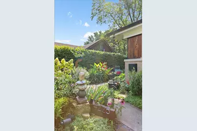 4225 Lee Street, Skokie, IL 60076 - Photo 2