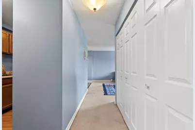 1800 Huntington Boulevard #307, Hoffman Estates, IL 60169 - Photo 12