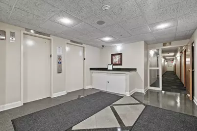 1800 Huntington Boulevard #307, Hoffman Estates, IL 60169 - Photo 4