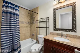 11S639 McGrath Ln, Naperville, IL 60564 - Photo 18