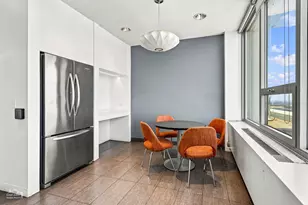 1700 E 56th St, Chicago, IL 60637 - Photo 32