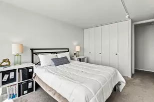 1700 E 56th St, Chicago, IL 60637 - Photo 26